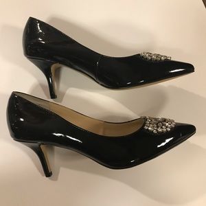 Formal dressy black patent pumps with rhinestones